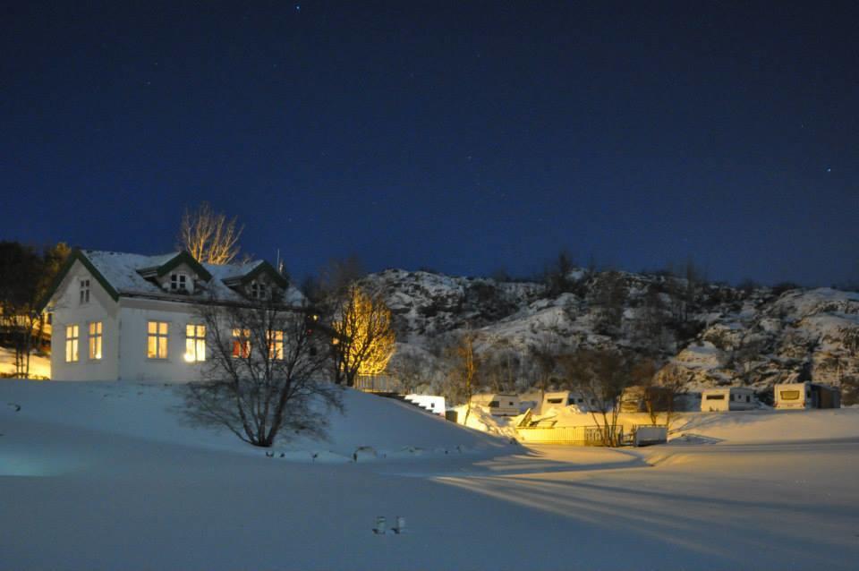 Kabelvag Feriehus & Camping Exterior photo