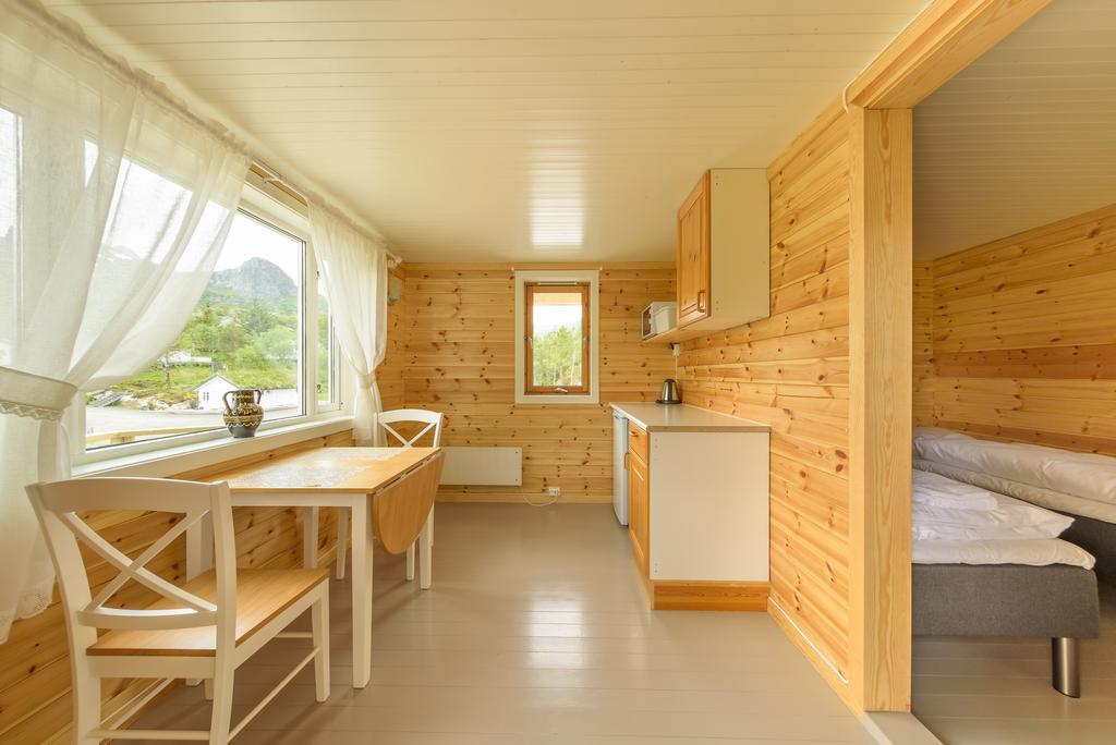 Kabelvag Feriehus & Camping Exterior photo