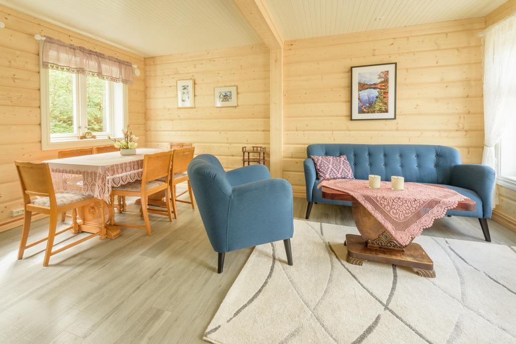 Kabelvag Feriehus & Camping Exterior photo
