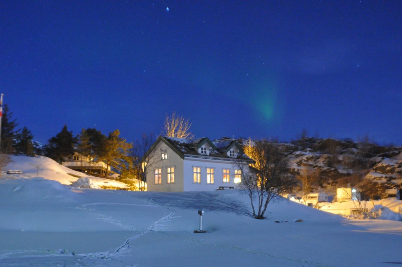 Kabelvag Feriehus & Camping Exterior photo